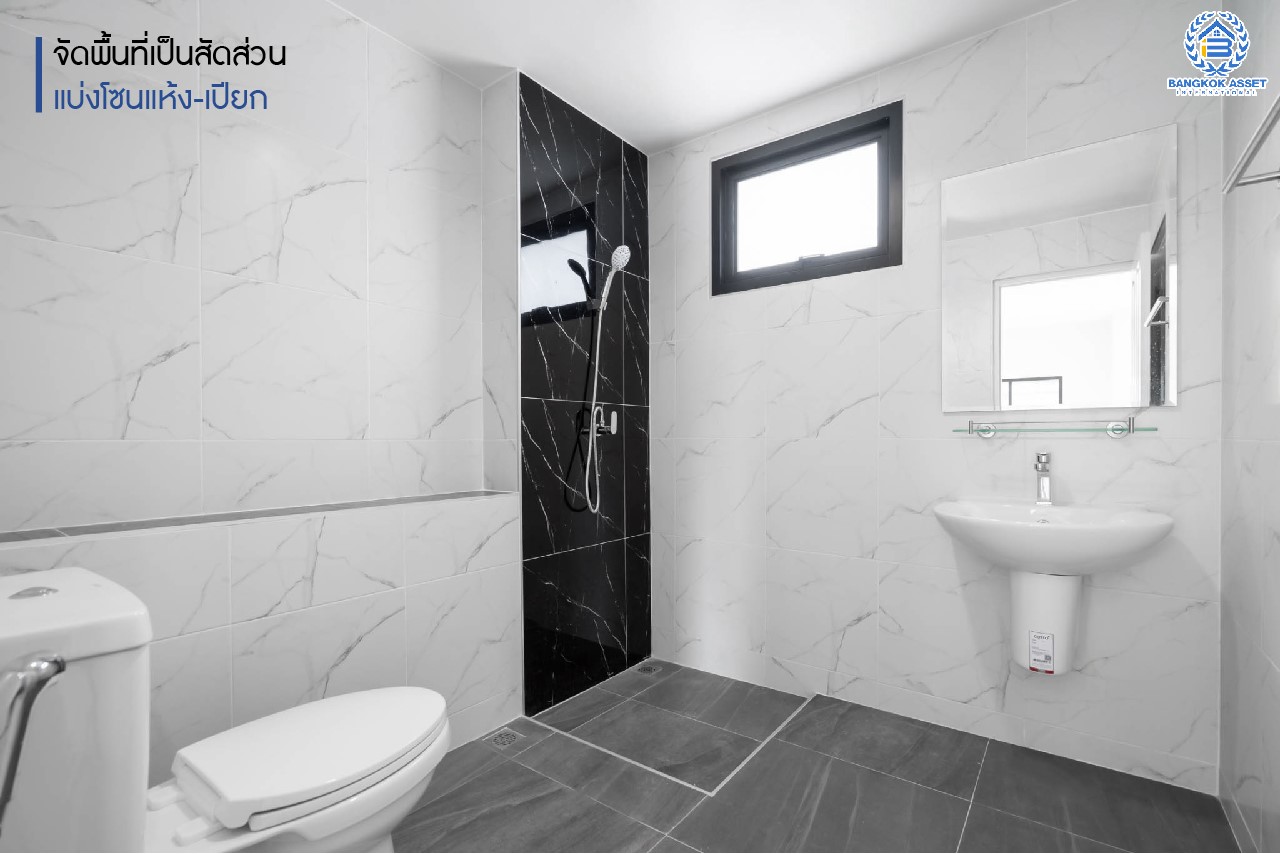 บ้านมือสองตกแต่งใหม่ ทำเลใจกลางเมือง ม.บ้านประชาชื่น ประชาชื่น-สามัคคี เนื้อที่ 63 ตร.ว. ฟังก์ชันจัดเต็ม 5 ห้องนอน 2 ห้องน้ำ 2 ที่จอดรถ บนทำเลเดินทางสะดวก เชื่อมต่อหลายเส้นทาง ใกล้เดอะมอลล์งามวงศ์วาน เซ็นทรัลแจ้งวัฒนะ ทางด่วน และรถไฟฟ้า (สายสีชมพู)